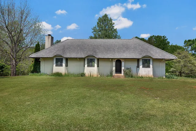 $584,900 | 703 Burnt Tanyard Road, Salem, SC 29676