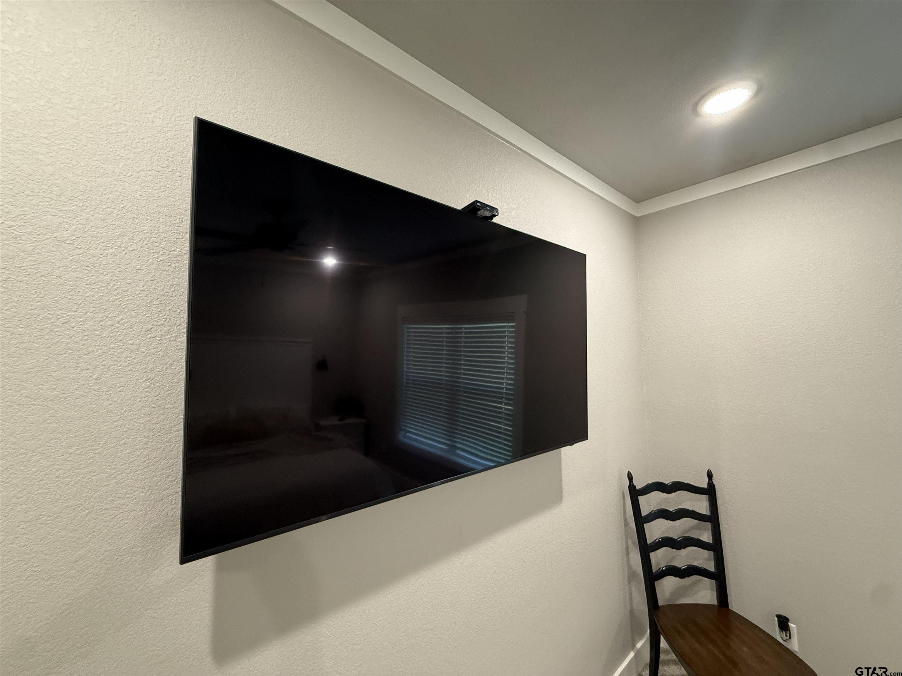 16093 County Road 189 West Flint, TX 75762 - Photo 32 of 46 a view of a hallway