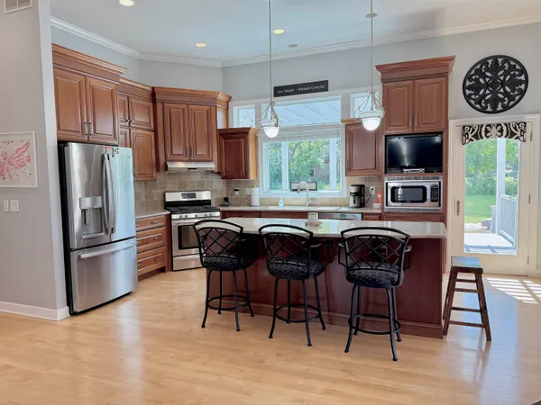 $579,900 | 1604 Bellevue Boulevard, Fond du Lac, WI 54937