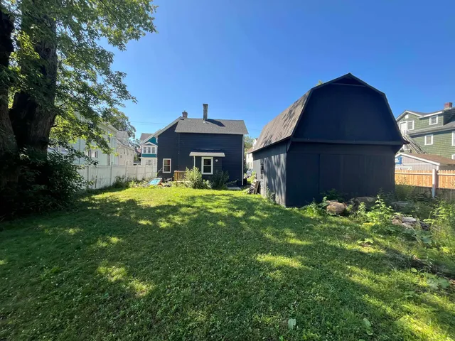 $318,000 | 146 Liberty Street, Middletown, CT 06457