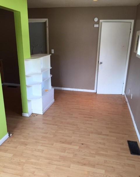 709 Demorest Road Columbus, OH 43204 - Photo 3 of 11