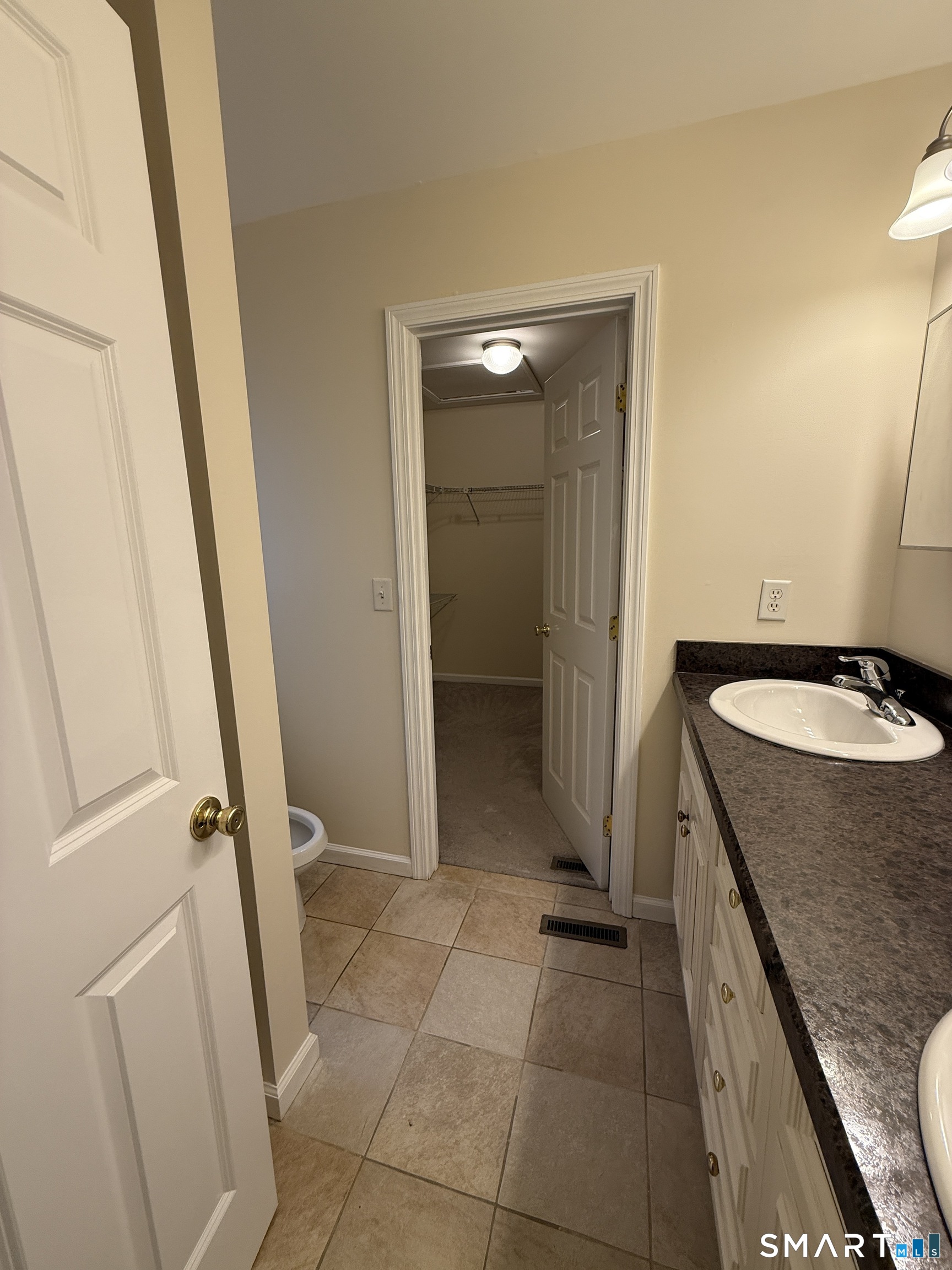 30 Delaware Avenue Waterbury, CT 06708 - Photo 8 of 16