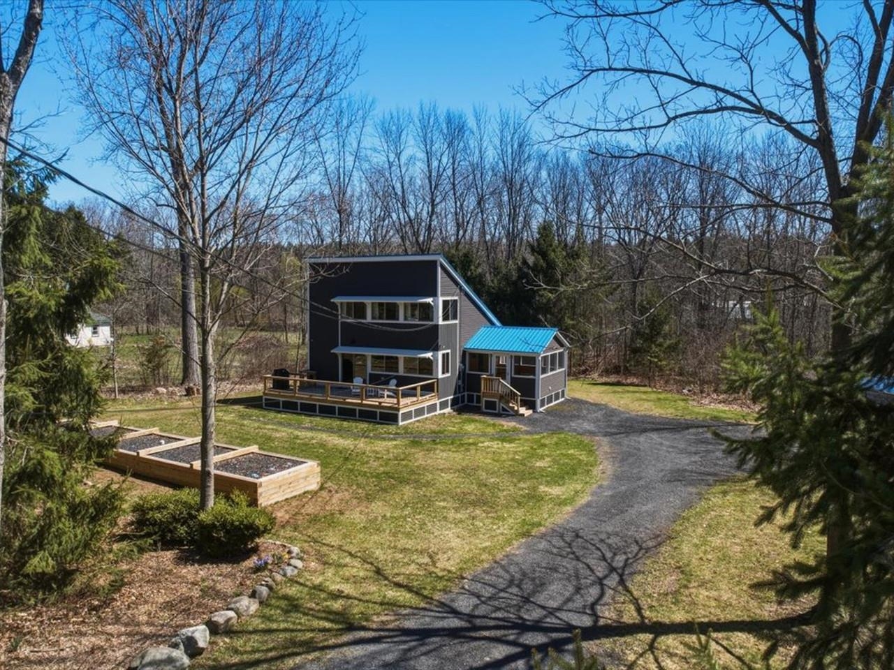 1233 Blockhouse Point Road North Hero, VT 05474 - Photo 8 of 42