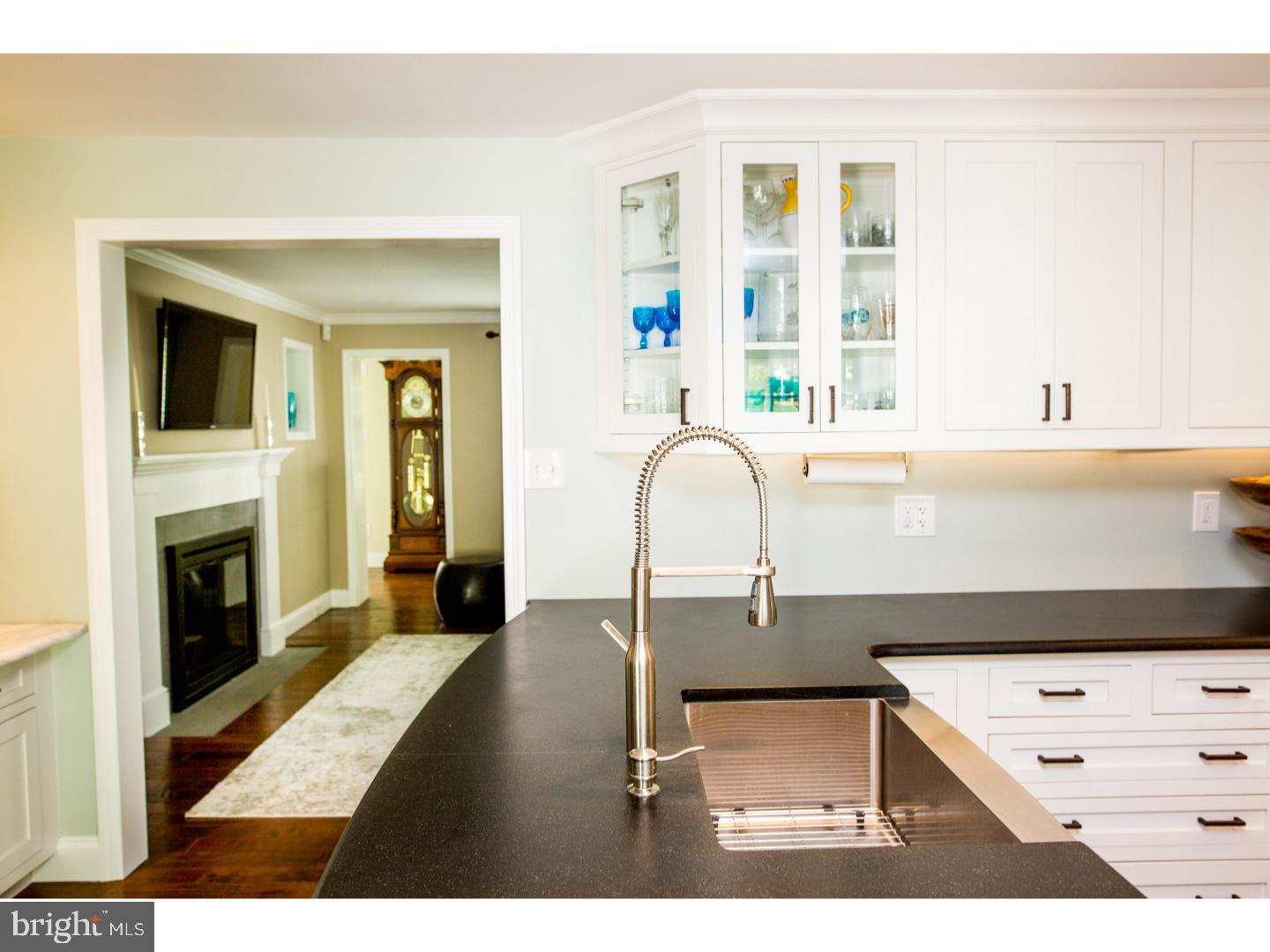 265 Upper Gulph Road Wayne, PA 19087 - Photo 6 of 24 Kitchen