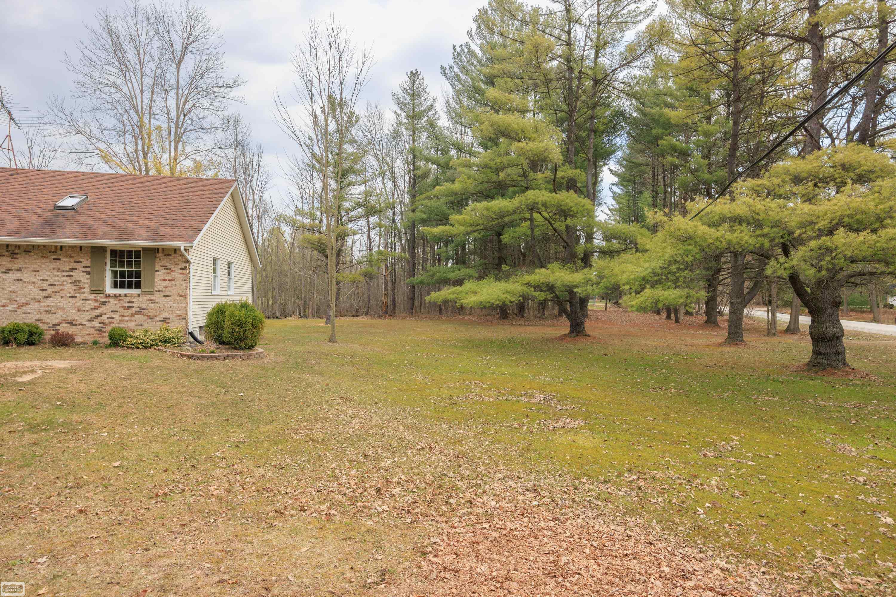 475 South Bartlett Road St. Clair, MI 48079 - Photo 30 of 48 50171690-fff0be68-f4e9-4911-9926-eef554341b6f.JPG