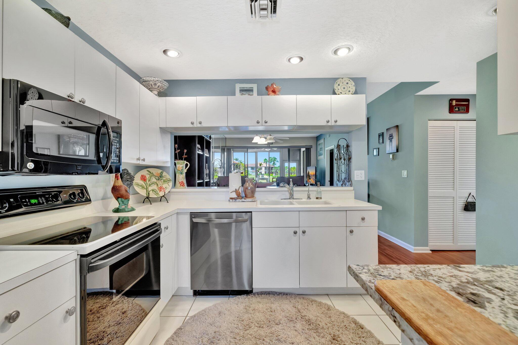 6062 Southeast Landing Way, Unit 2 Stuart, FL 34997 - Photo 8 of 36 Hanson Landing Condo