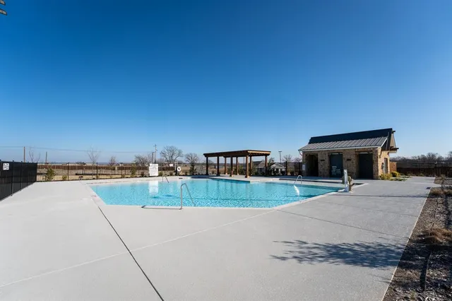 $1,695 | 3905 Pontchartrain Parkway, Sherman, TX 75090