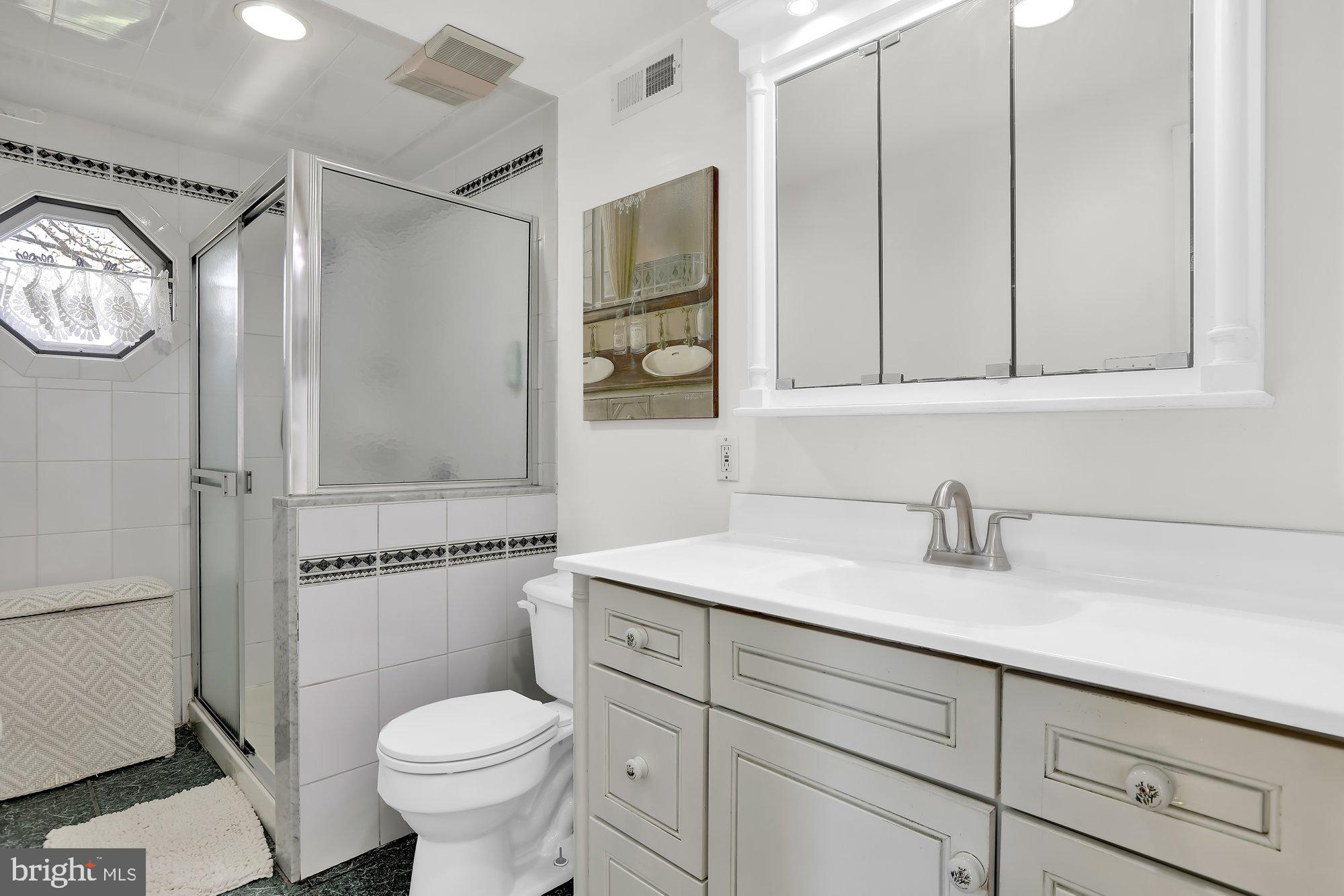 250 Mallard Road Holland, PA 18966 - Photo 25 of 32 Bathroom - full bath in first master