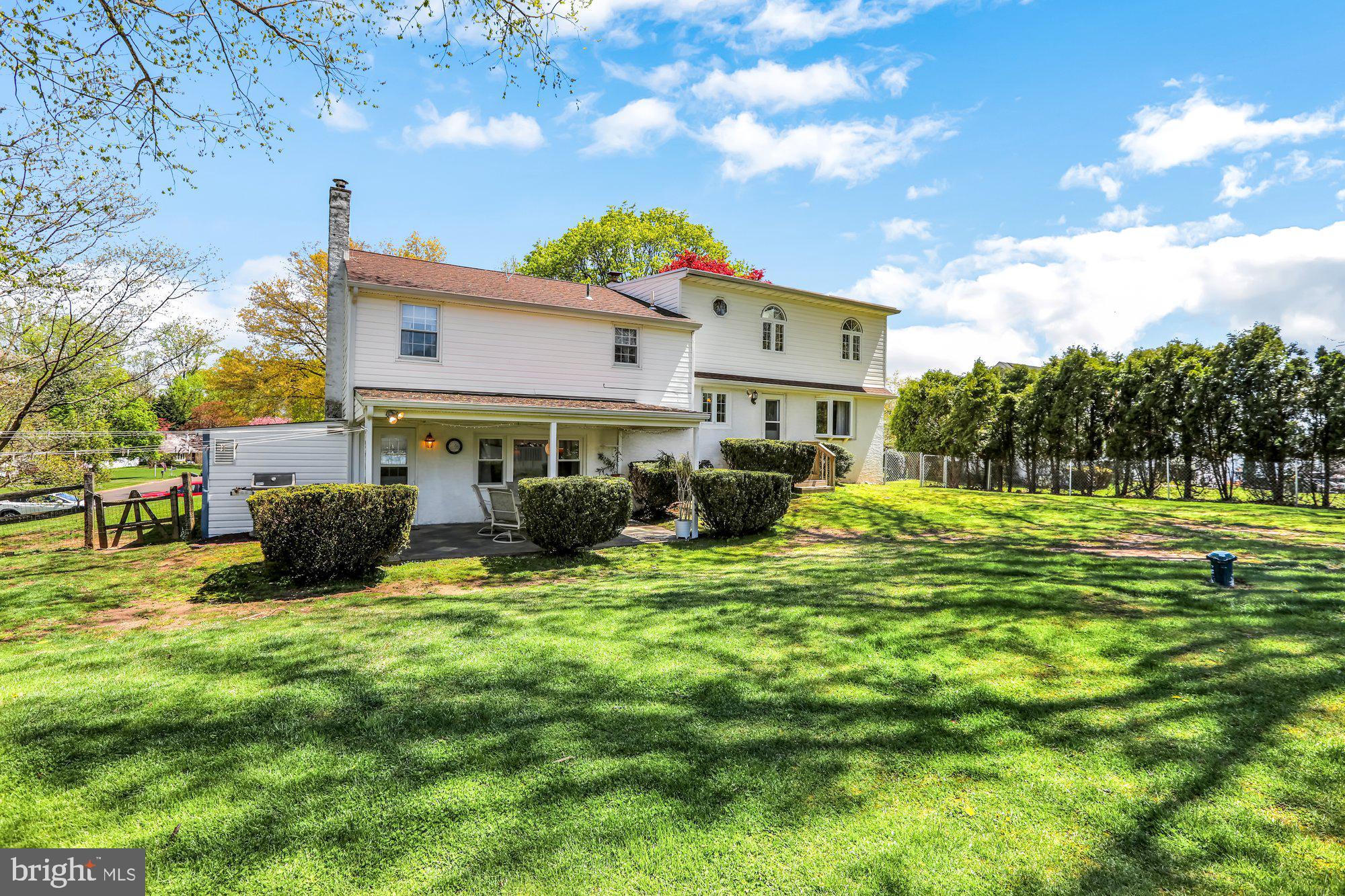 250 Mallard Road Holland, PA 18966 - Photo 31 of 32 Exterior Back