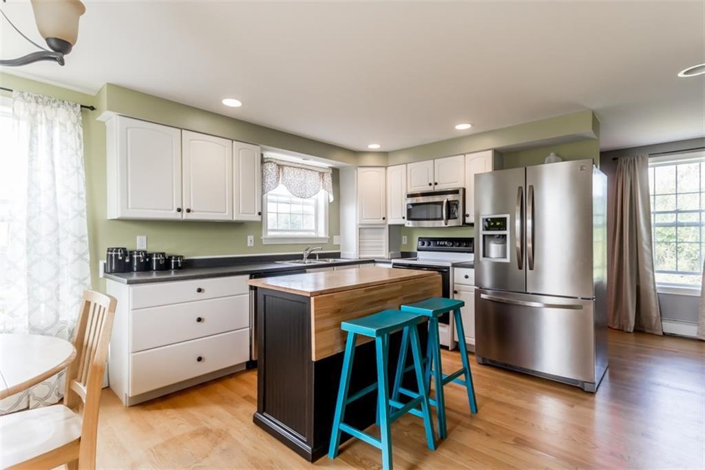 198 Spurwink Road Scarborough, ME 04074 - Photo 11 of 29 Photo