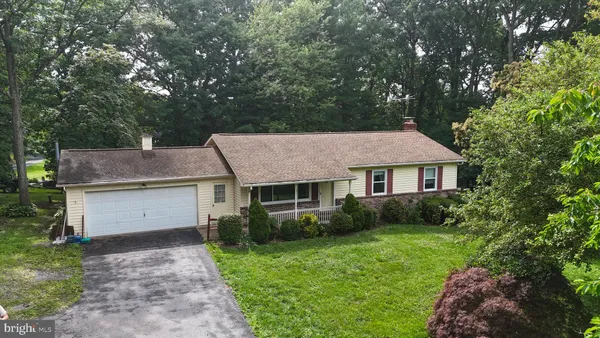 $425,000 | 220 Hideaway Drive, Westminster, MD 21157