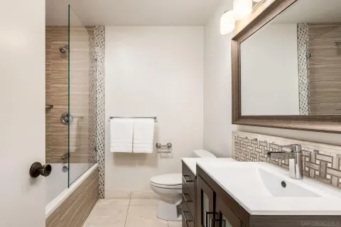 $1,550,000 | 2721 Camino Del Mar, Del Mar, CA 92014