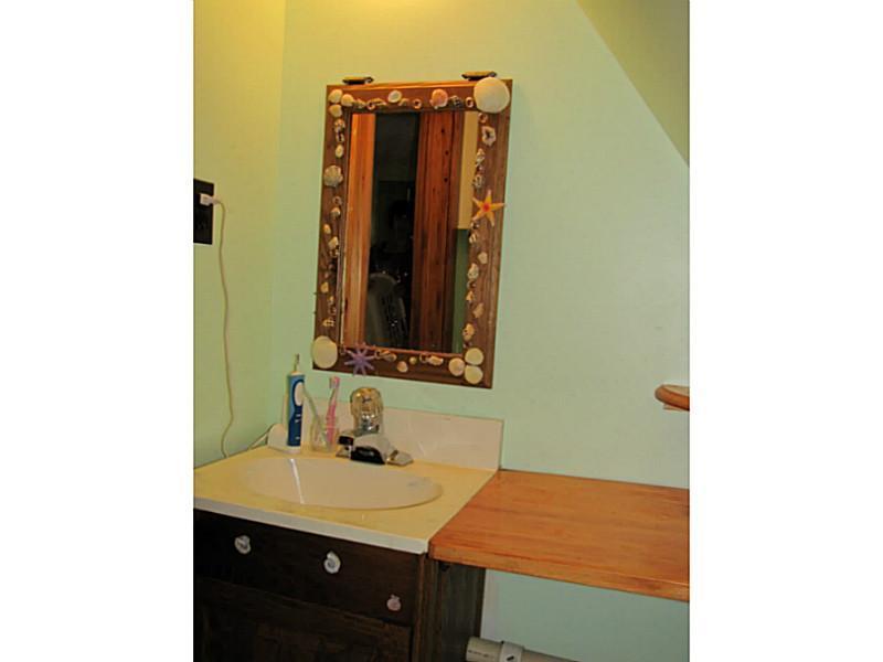 47 Oak Hill Road Belfast, ME 04915 - Photo 21 of 35 Bathroom. Adorable Half Bathroom...