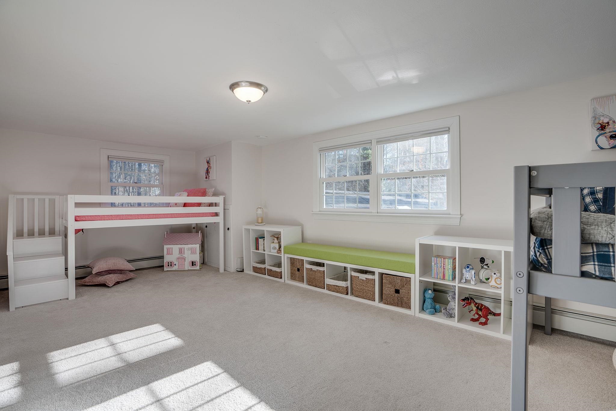 11 Warren Way Amherst, NH 03031 - Photo 17 of 34