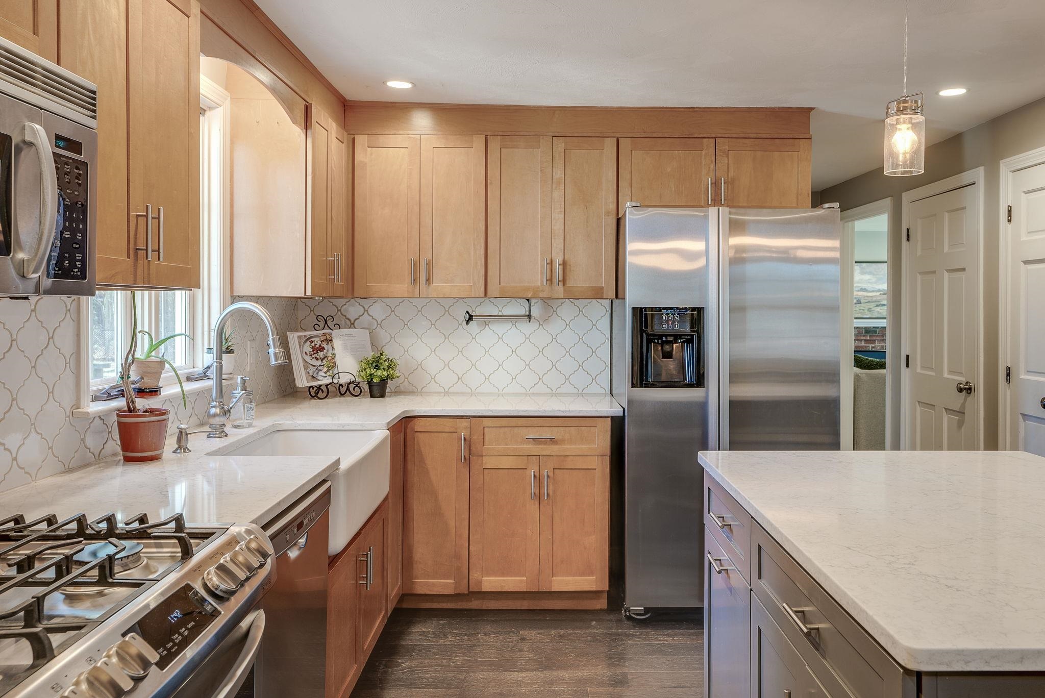 11 Warren Way Amherst, NH 03031 - Photo 30 of 34