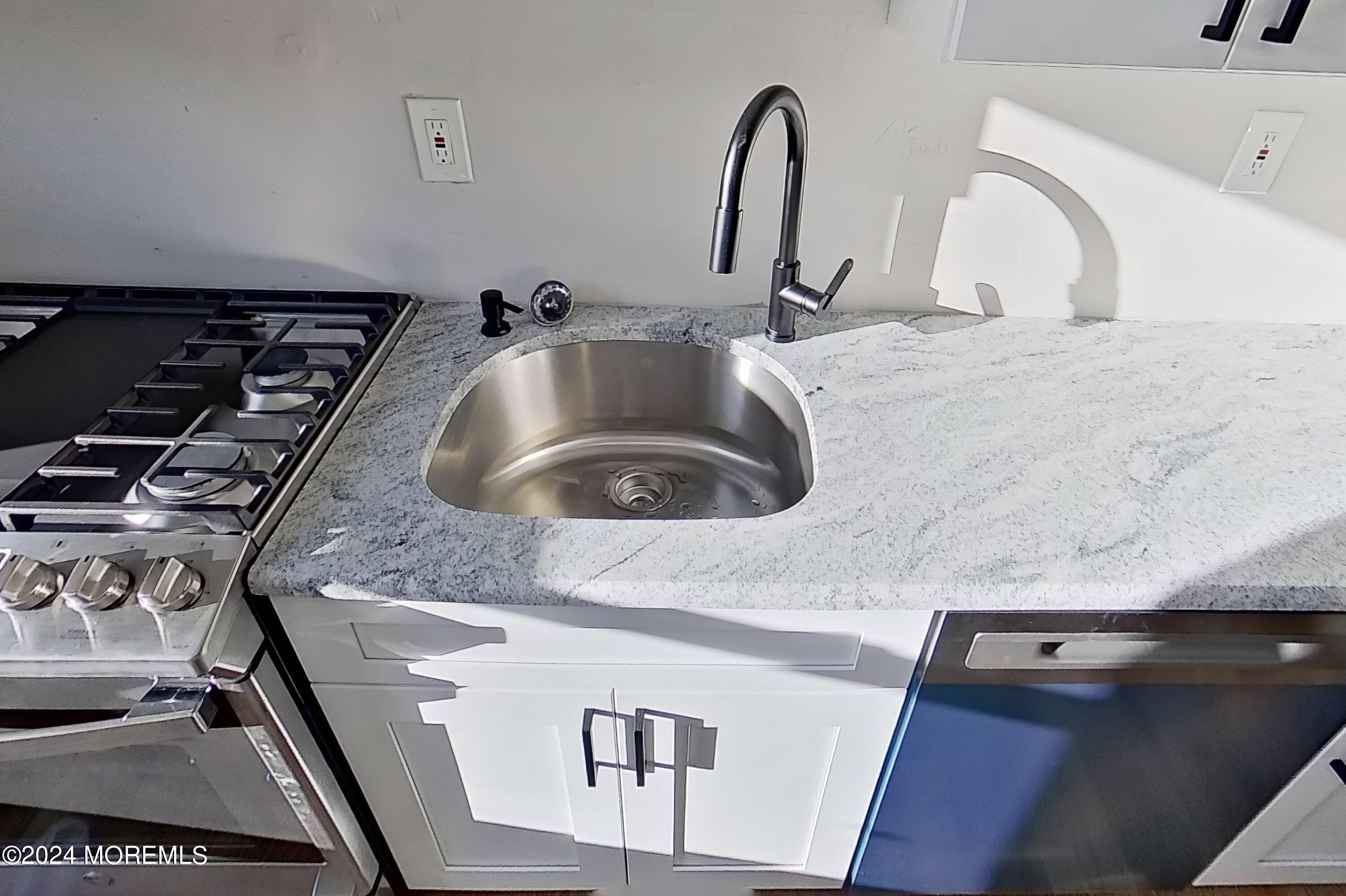 178 Sawmill Road, Unit 529 Brick, NJ 08724 - Photo 21 of 46 a close view of sink and tap