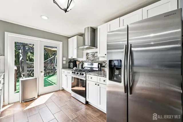 $629,000 | 16 Kerschner Lane, East Brunswick, NJ 08816