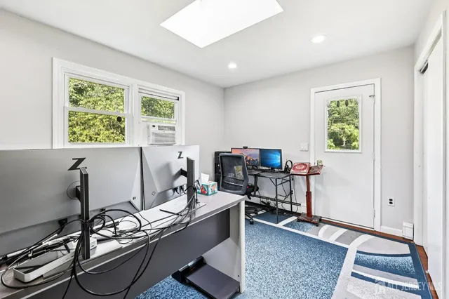 $629,000 | 16 Kerschner Lane, East Brunswick, NJ 08816