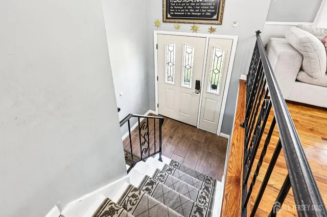 $629,000 | 16 Kerschner Lane, East Brunswick, NJ 08816