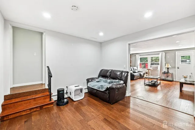 $629,000 | 16 Kerschner Lane, East Brunswick, NJ 08816