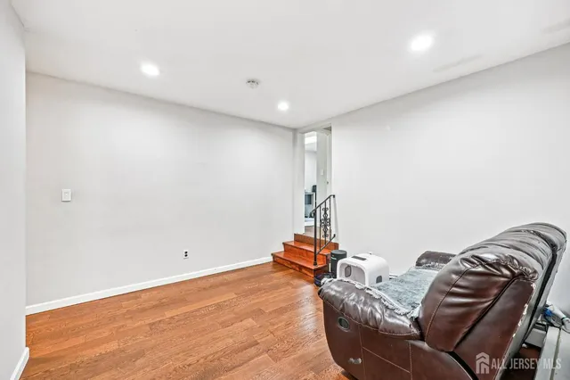 $629,000 | 16 Kerschner Lane, East Brunswick, NJ 08816