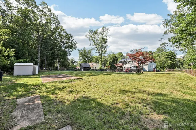 $629,000 | 16 Kerschner Lane, East Brunswick, NJ 08816