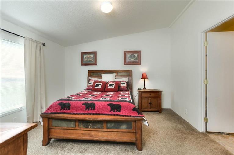 1782 Camp Baker Road Medford, OR 97501 - Photo 4 of 6 Additional Photo