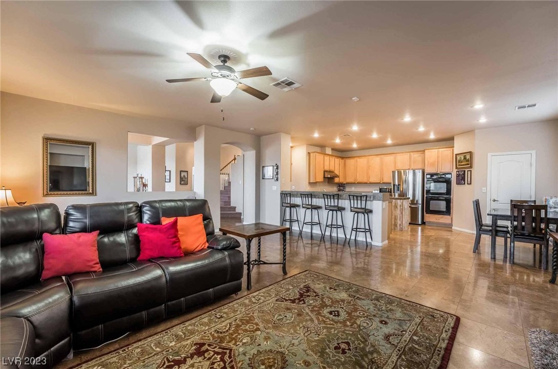 2140 Mooreview Street Henderson, NV 89012 - Photo 9 of 39