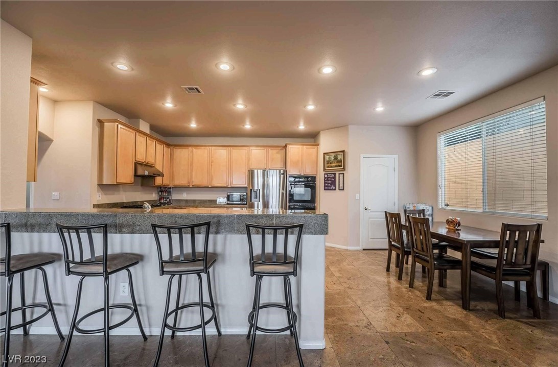2140 Mooreview Street Henderson, NV 89012 - Photo 10 of 39