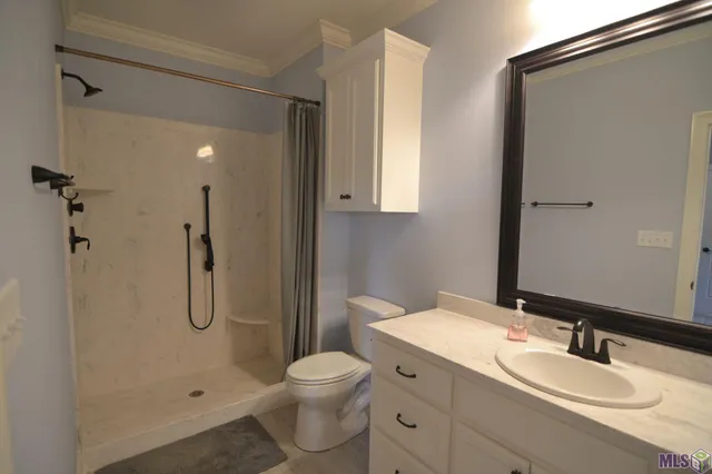 $309,500 | 13126 Cedar Pointe Drive, St. Francisville, LA 70775