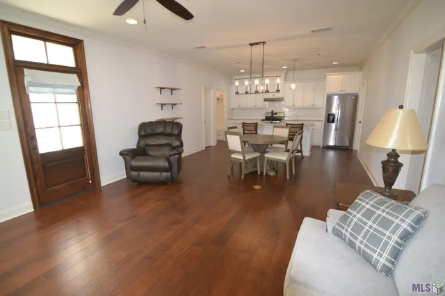 $309,500 | 13126 Cedar Pointe Drive, St. Francisville, LA 70775