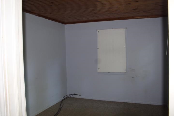11072 Wilson Road Montrose, MI 48457 - Photo 12 of 18 50076049-11.JPG