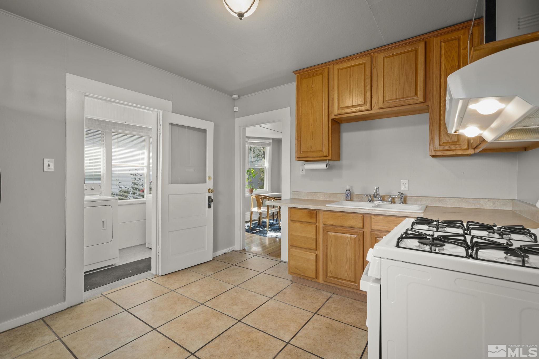 716 Humboldt Street Reno, NV 89509 - Photo 13 of 22 Photo 15