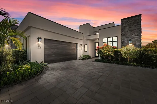 $2,550,000 | 19026 Via Messina Way, Miromar Lakes, FL 33913