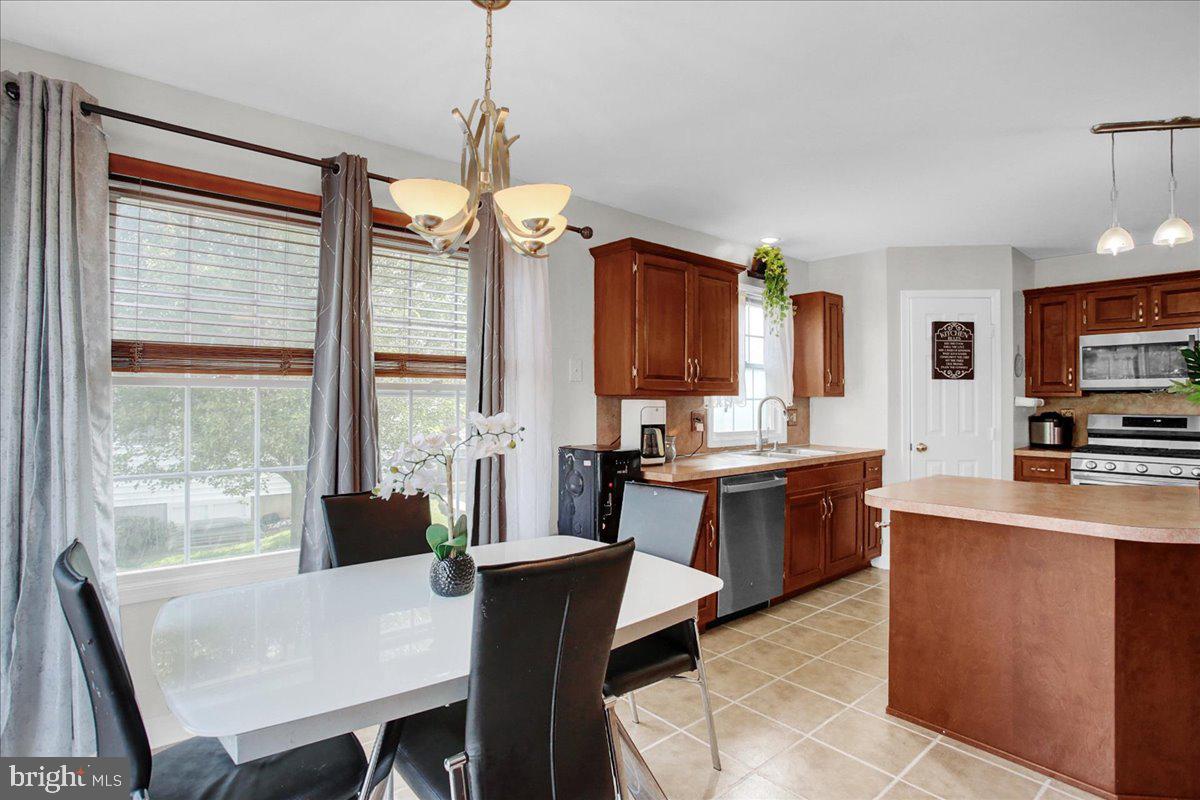 1024 Ithaca Street Reading, PA 19605 - Photo 13 of 41