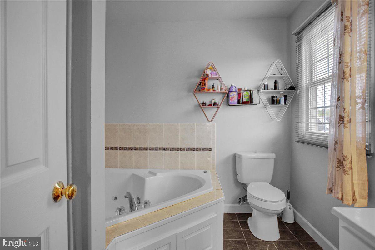 1024 Ithaca Street Reading, PA 19605 - Photo 22 of 41