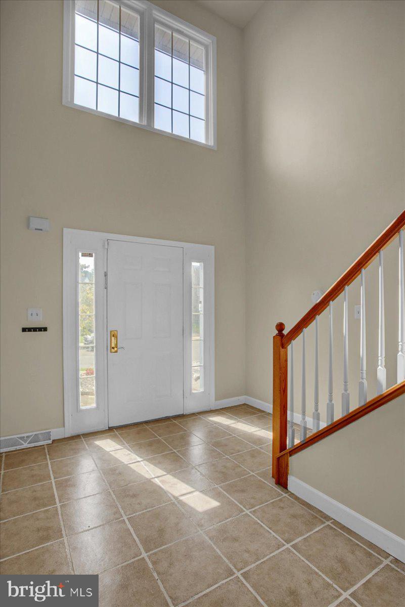 1024 Ithaca Street Reading, PA 19605 - Photo 3 of 41