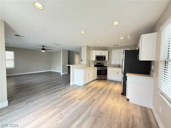 $2,150 | 2538 Begonia Valley Avenue, Henderson, NV 89074