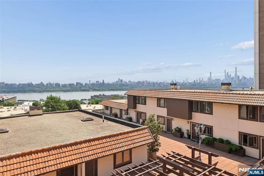 300 Gorge Road, Unit 57 Cliffside Park, NJ 07010 - Photo 28 of 31