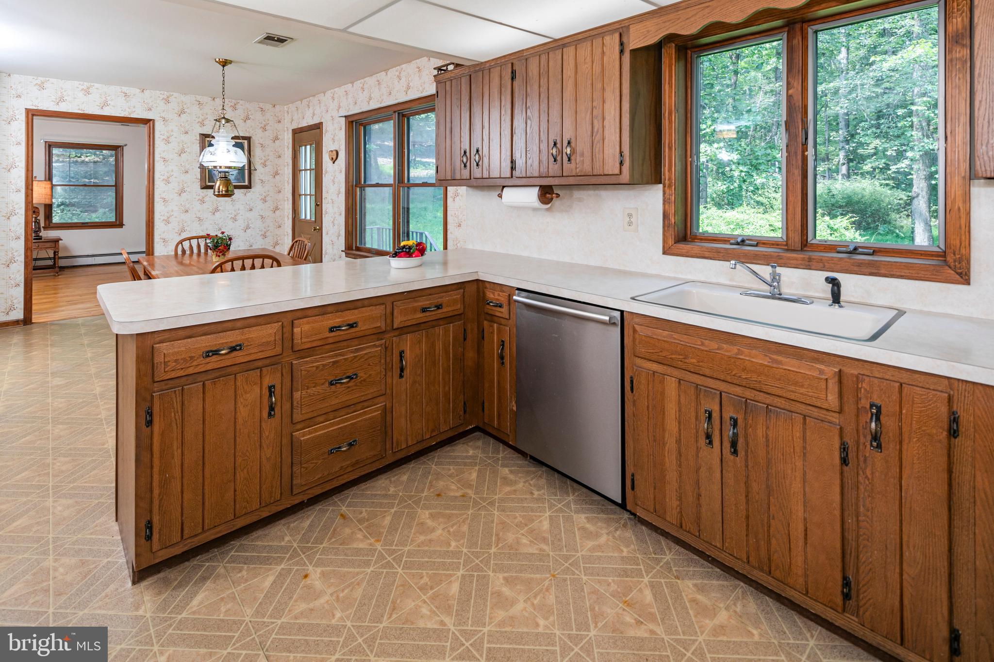 262 Dutchtown Road Belle Mead, NJ 08502 - Photo 11 of 27 Gallery Image 11
