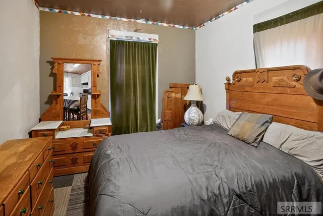 $180,000 | 334 South 6th Avenue, Pocatello, ID 83201