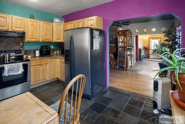 $180,000 | 334 South 6th Avenue, Pocatello, ID 83201