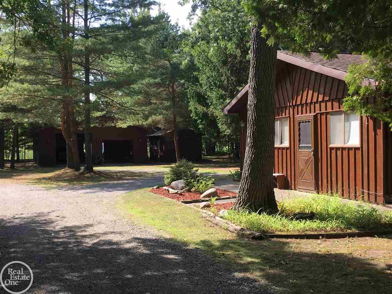 6044 Port Austin Road Caseville, MI 48725 - Photo 4 of 47