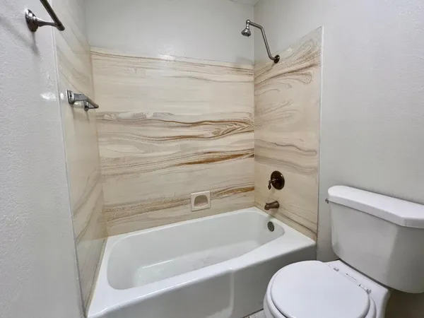$2,449 | 1762 West Isleta Avenue, Mesa, AZ 85202