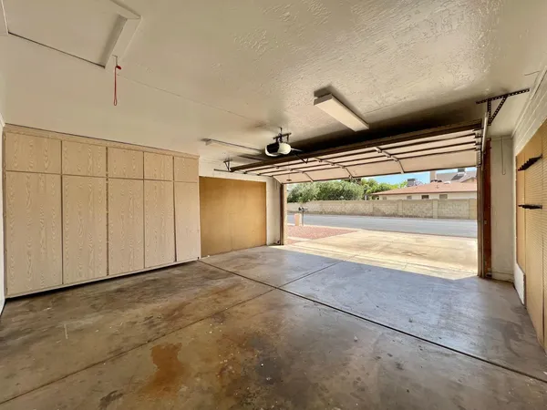$2,449 | 1762 West Isleta Avenue, Mesa, AZ 85202
