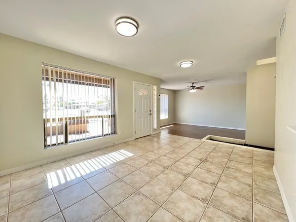 $2,449 | 1762 West Isleta Avenue, Mesa, AZ 85202