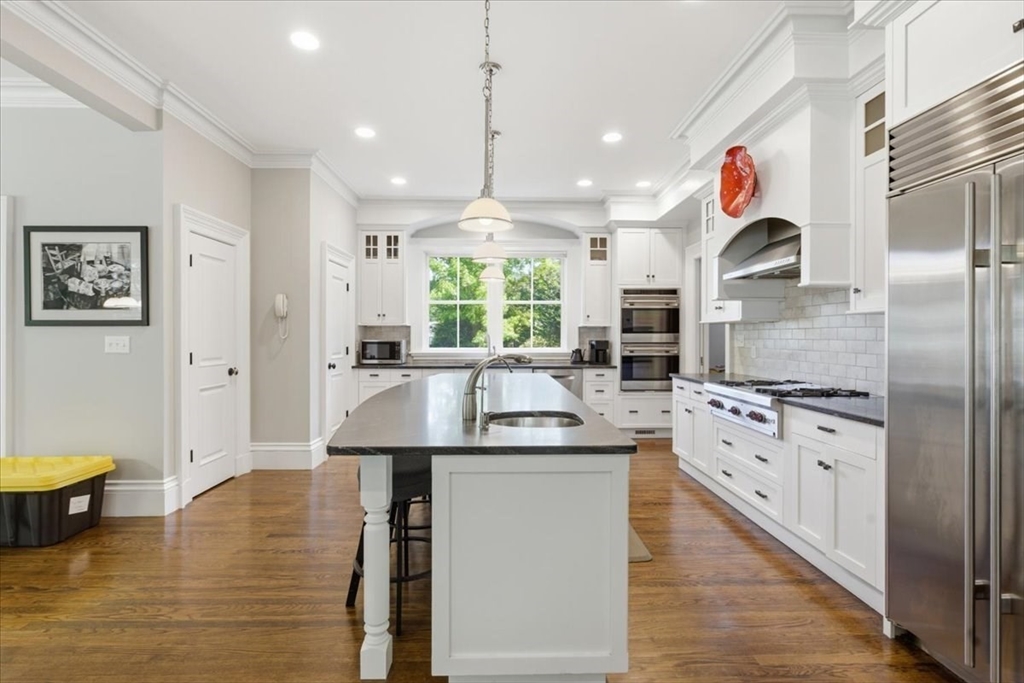 7 Locust Avenue Lexington, MA 02421 - Photo 33 of 42