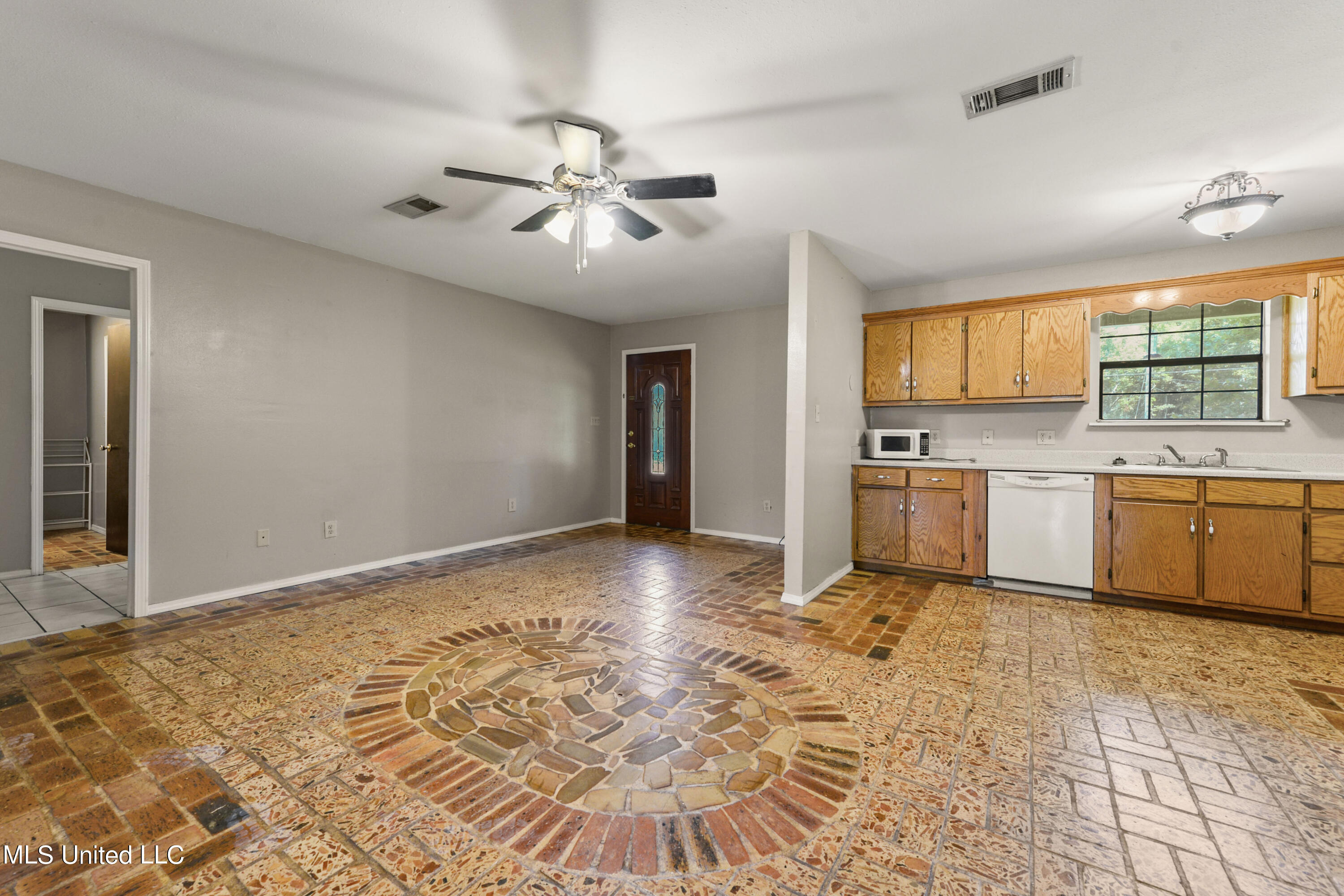 19408 Baria Road Moss Point, MS 39562 - Photo 30 of 40 028