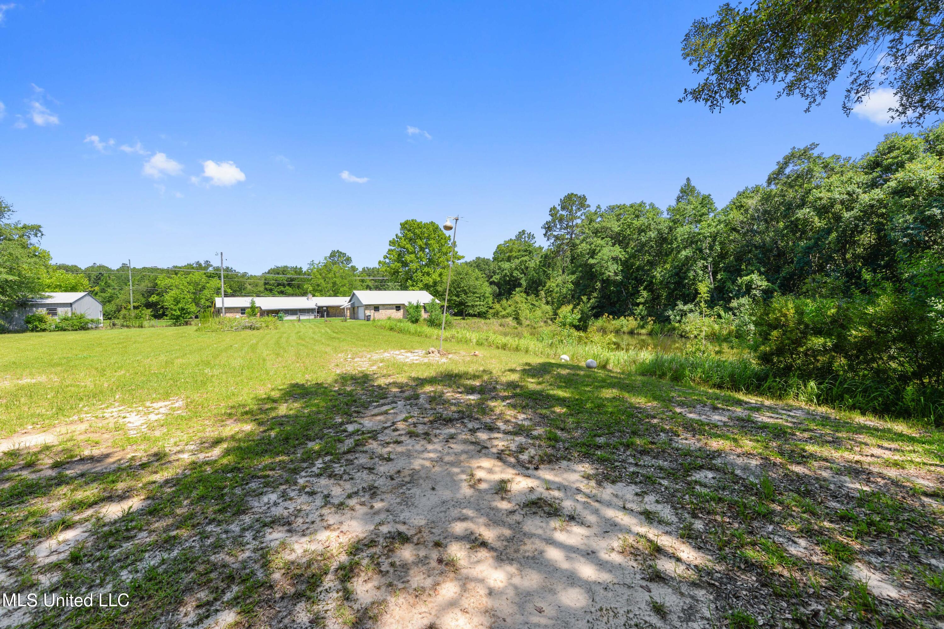 19408 Baria Road Moss Point, MS 39562 - Photo 39 of 40 039