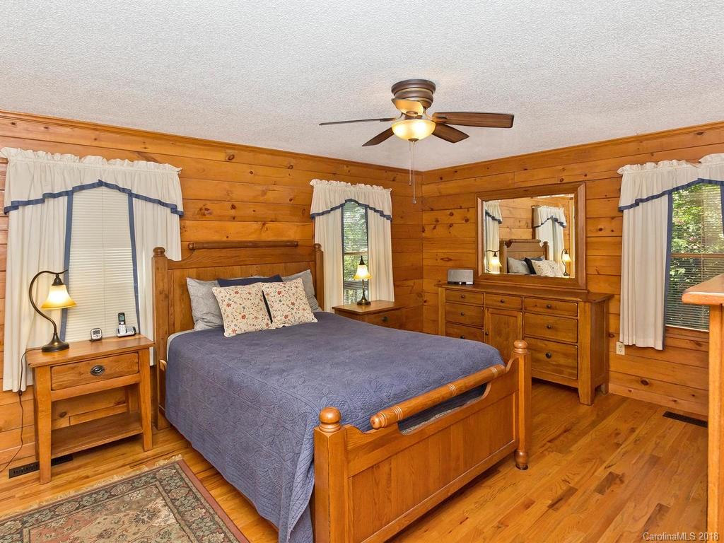 320 Mallard Road Lake Lure, NC 28746 - Photo 19 of 34 Gallery Image 19